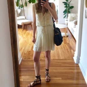 ❌ Sold ❌ H&M Cream Sleeveless Ruched Mini Dress